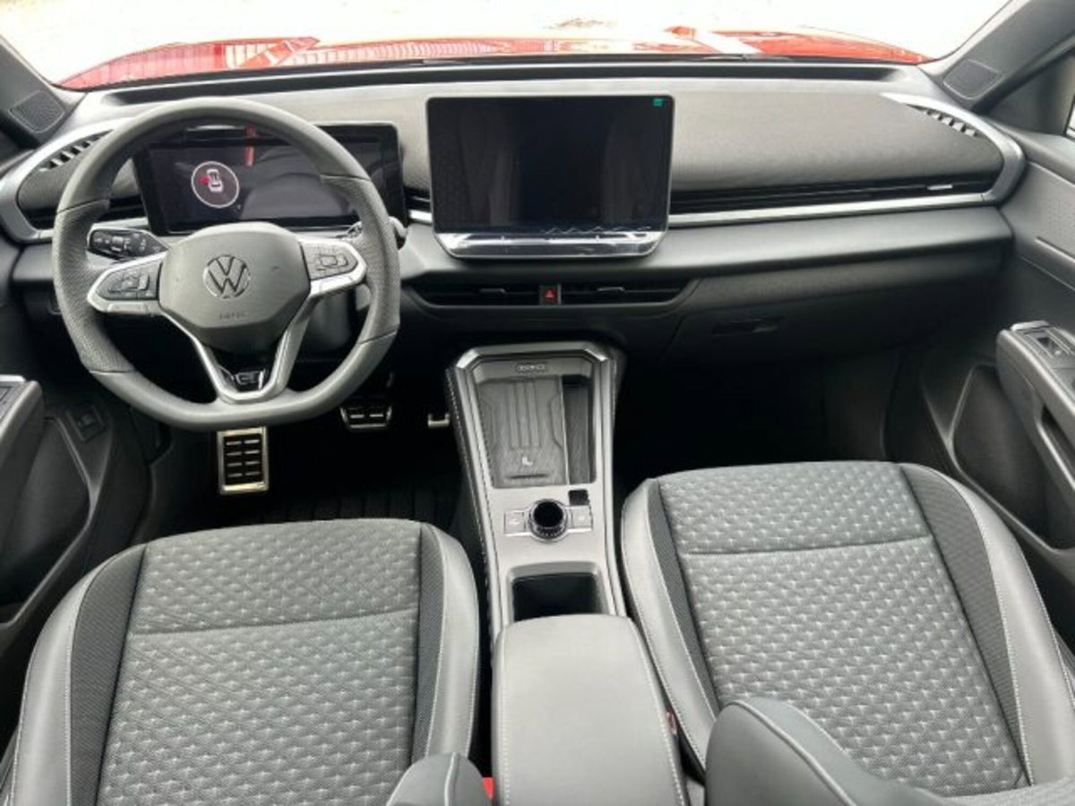 Volkswagen T-Roc 1.5 etsi R-Line 150cv dsg (16)