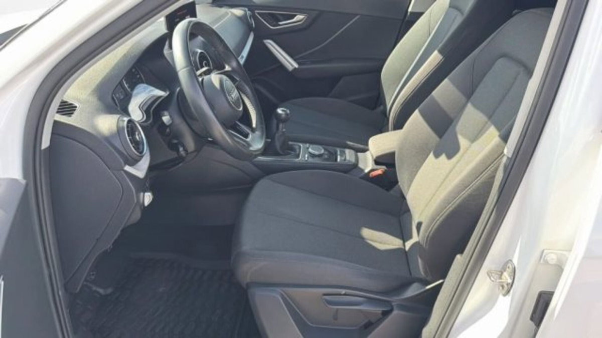 Audi Q2 Q2 1.6 TDI Business (10)