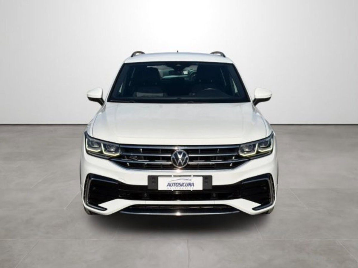 Volkswagen Tiguan 2.0 TDI 150 CV SCR DSG 4MOTION R-Line (2)