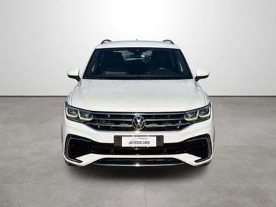 Volkswagen Tiguan 2.0 TDI 150 CV SCR DSG 4MOTION R-Line (2)