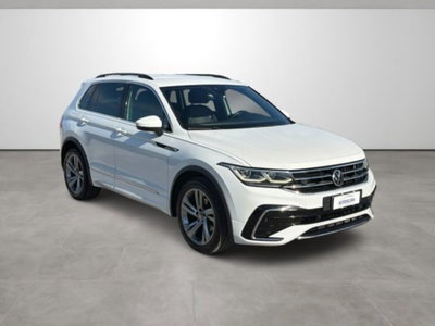 Volkswagen Tiguan 2.0 TDI 150 CV SCR DSG 4MOTION R-Line (3)