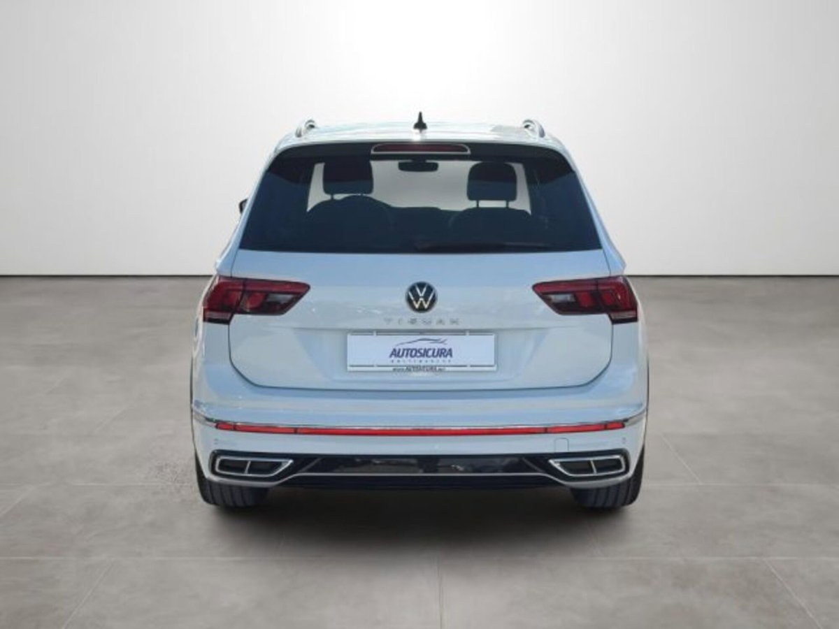 Volkswagen Tiguan 2.0 TDI 150 CV SCR DSG 4MOTION R-Line (5)