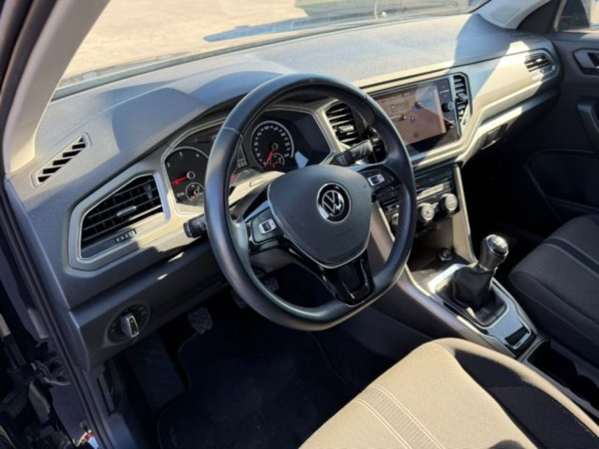 Volkswagen T-Roc 2.0 TDI SCR Business BlueMotion Technology (14)