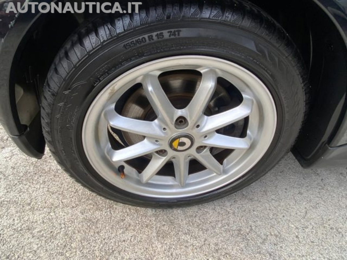 smart Fortwo 1000 52 kW MHD coupé pure (13)