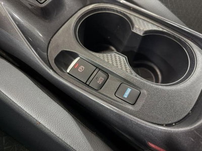 Nissan Juke 1.6 hev N-Connecta (11)