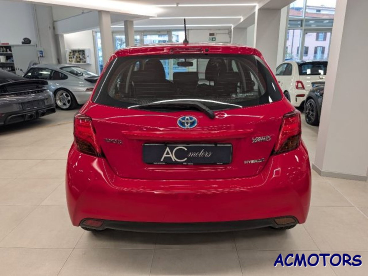 Toyota Yaris 1.5 Hybrid 5 porte Energy (4)