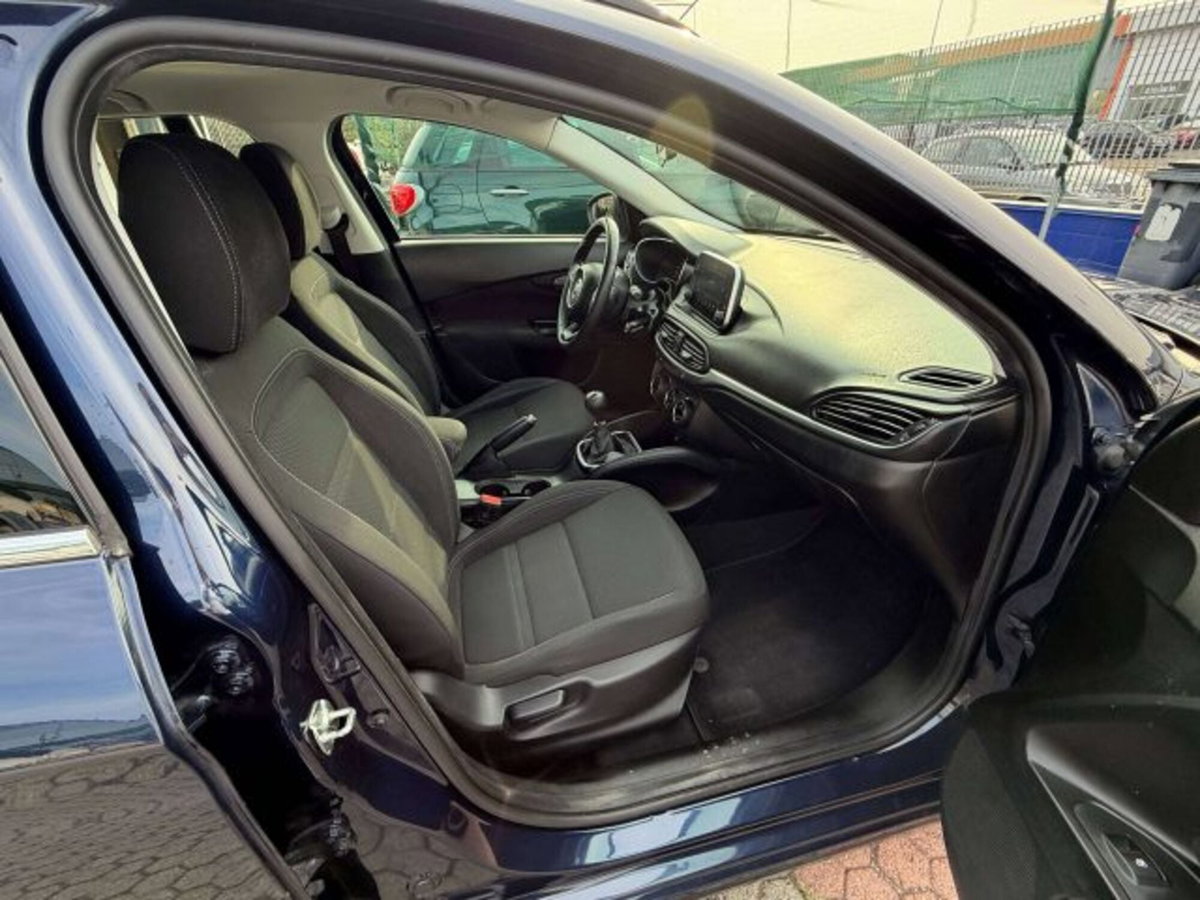 Fiat Tipo Station Wagon Tipo 1.4 T-Jet 120CV GPL SW Lounge (2)