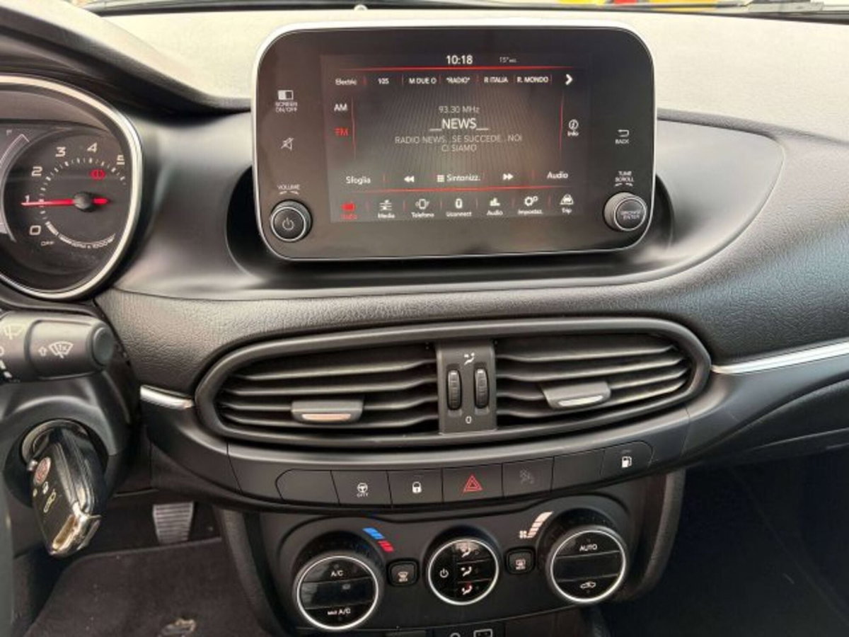 Fiat Tipo Station Wagon Tipo 1.4 T-Jet 120CV GPL SW Lounge (9)