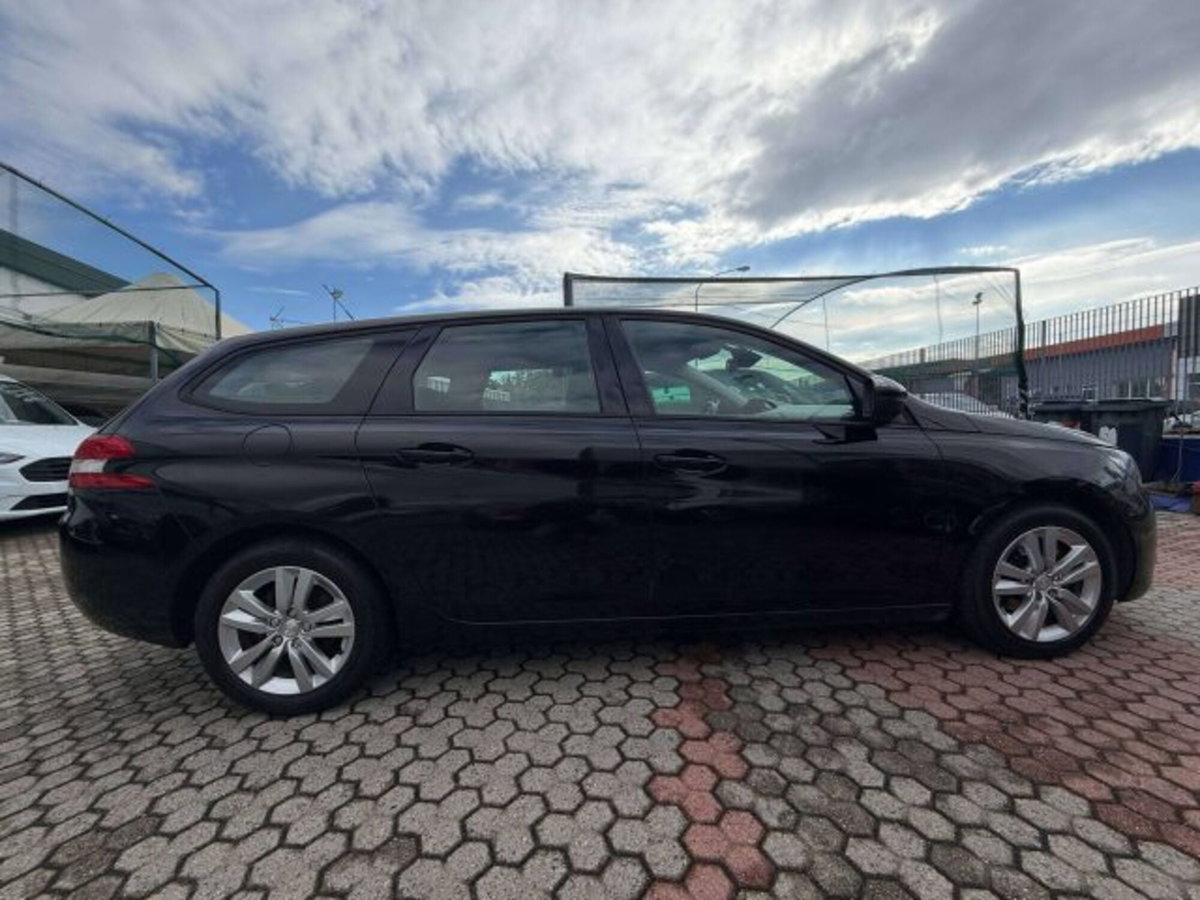 Peugeot 308 SW BlueHDi 120 S&S Business (4)