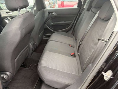 Peugeot 308 SW BlueHDi 120 S&S Business (8)