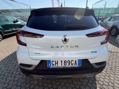 Renault Captur Full Hybrid E-Tech 145 CV RS Line (3)
