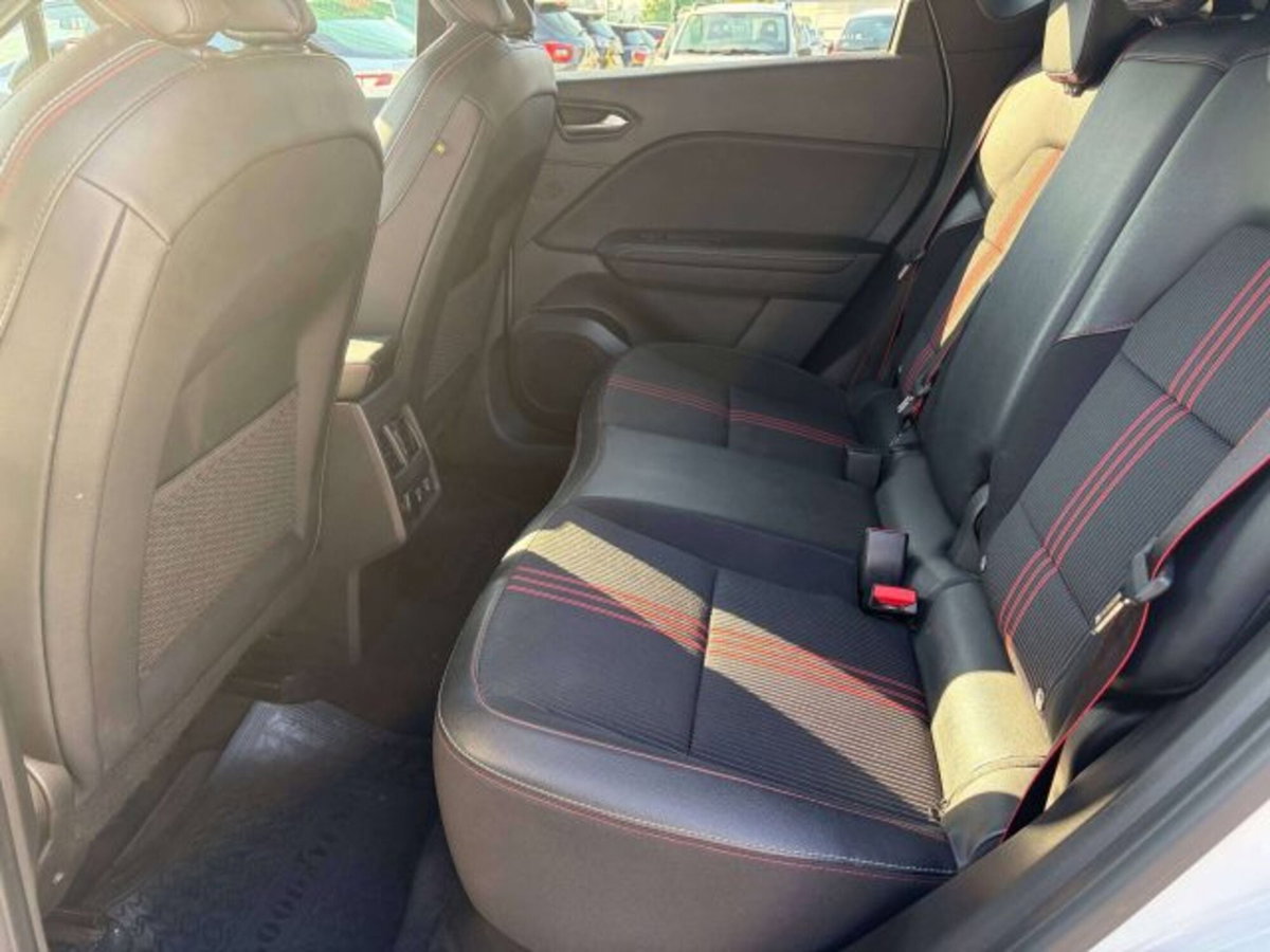 Renault Captur Full Hybrid E-Tech 145 CV RS Line (5)
