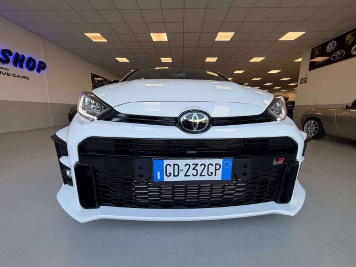 Toyota GR Yaris 1.6 Turbo 3 porte GR Yaris Circuit (3)