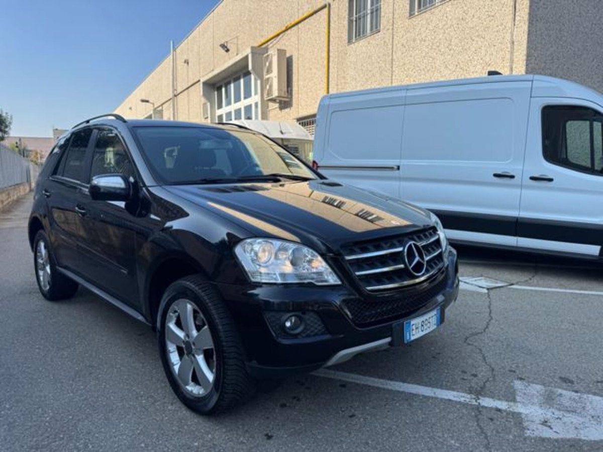Mercedes-Benz Classe ML 320 CDI Chrome (2)