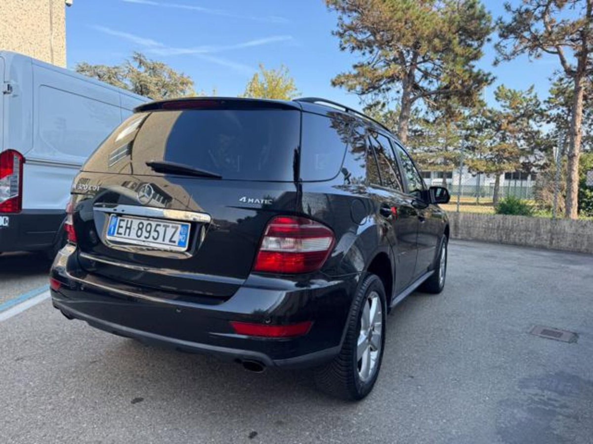 Mercedes-Benz Classe ML 320 CDI Chrome (3)
