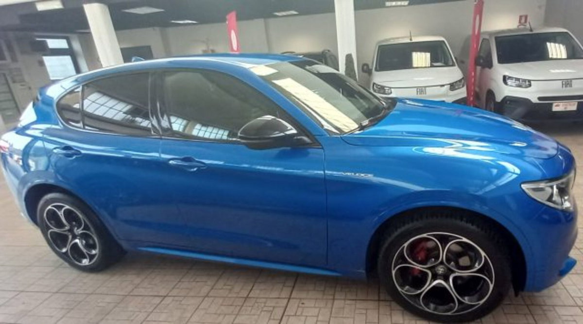 Alfa Romeo Stelvio Stelvio 2.2 Turbodiesel 210 CV AT8 Q4 Veloce (2)