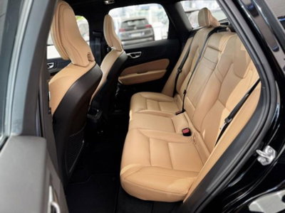Volvo XC60 D4 Geartronic Inscription (11)
