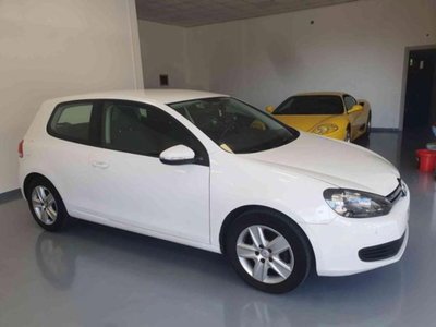 Volkswagen Golf 2.0 TDI 110CV DPF 3p. Highline (2)