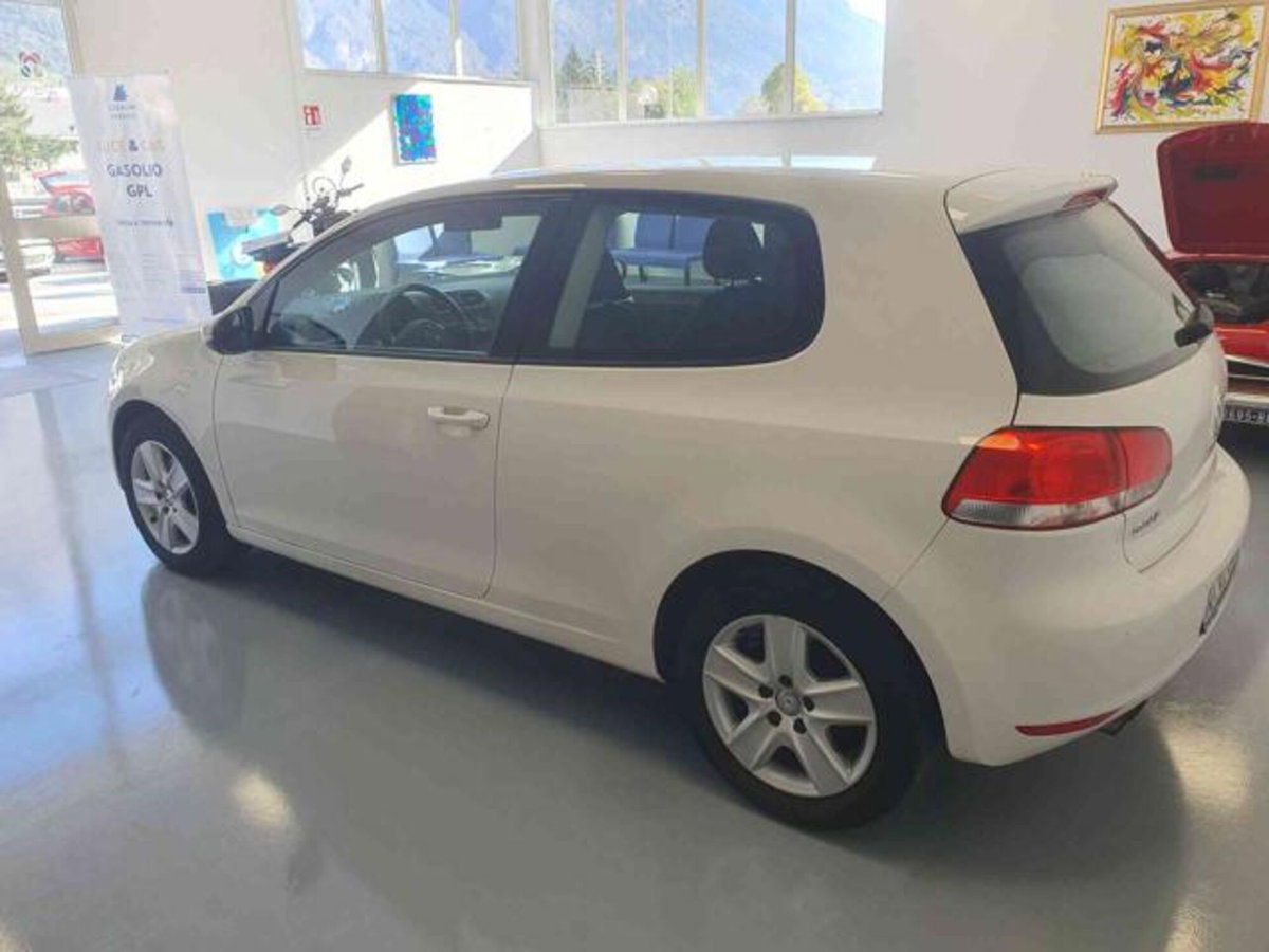 Volkswagen Golf 2.0 TDI 110CV DPF 3p. Highline (4)