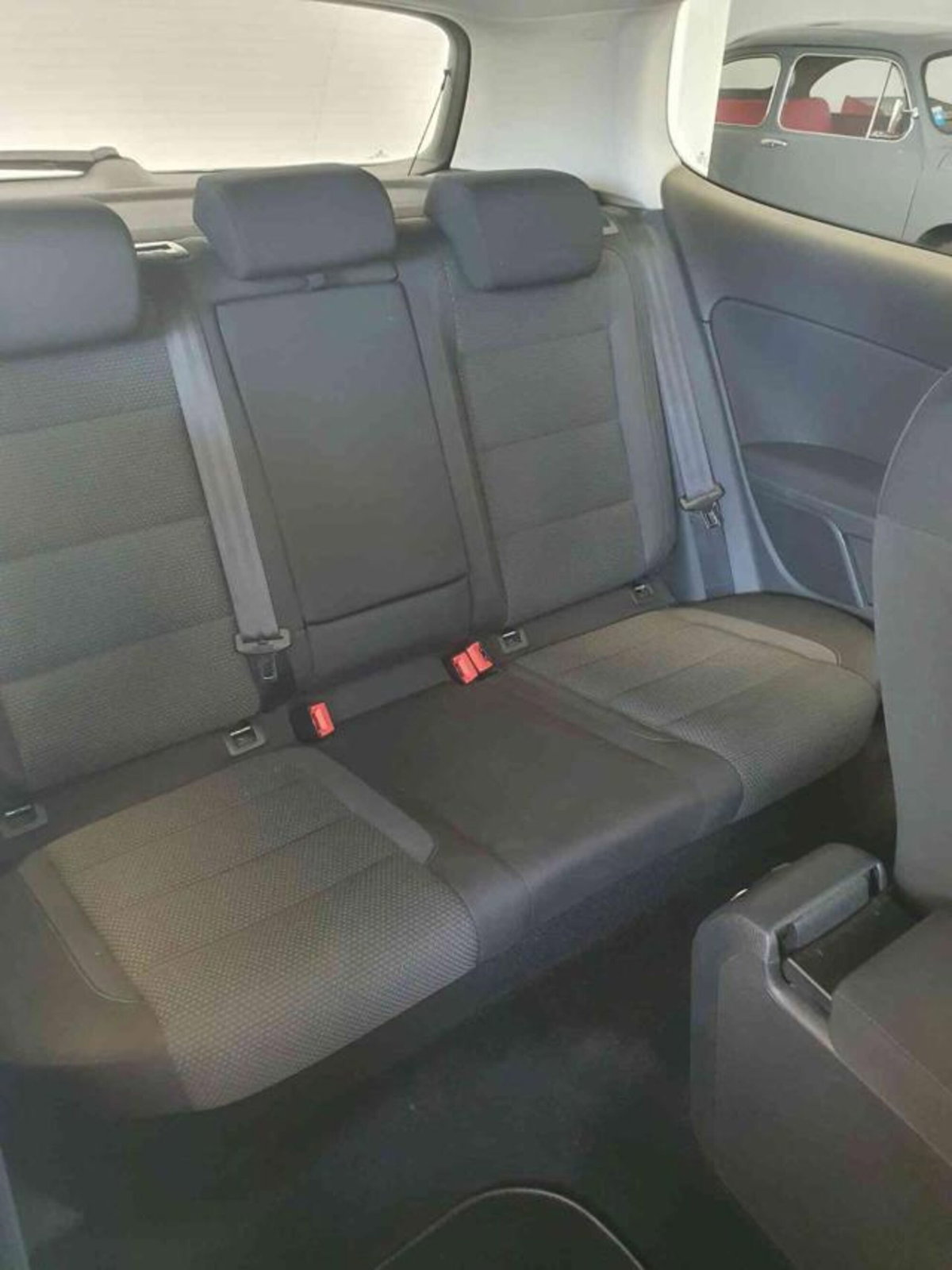 Volkswagen Golf 2.0 TDI 110CV DPF 3p. Highline (8)