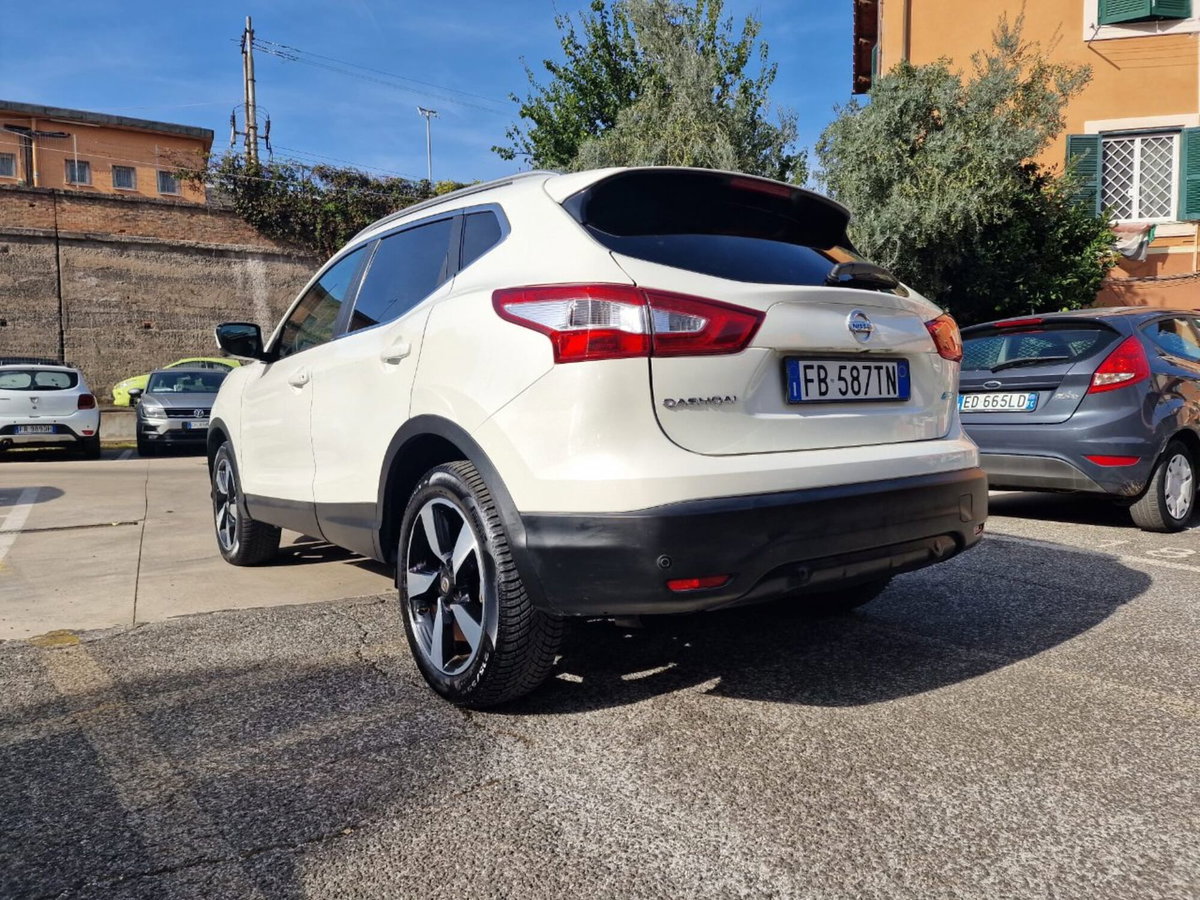 Nissan Qashqai 1.5 dCi Tekna (13)