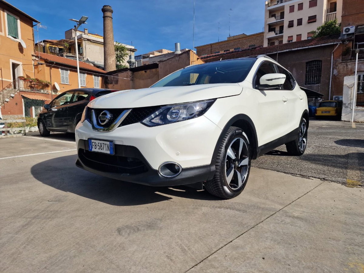 Nissan Qashqai 1.5 dCi Tekna (7)