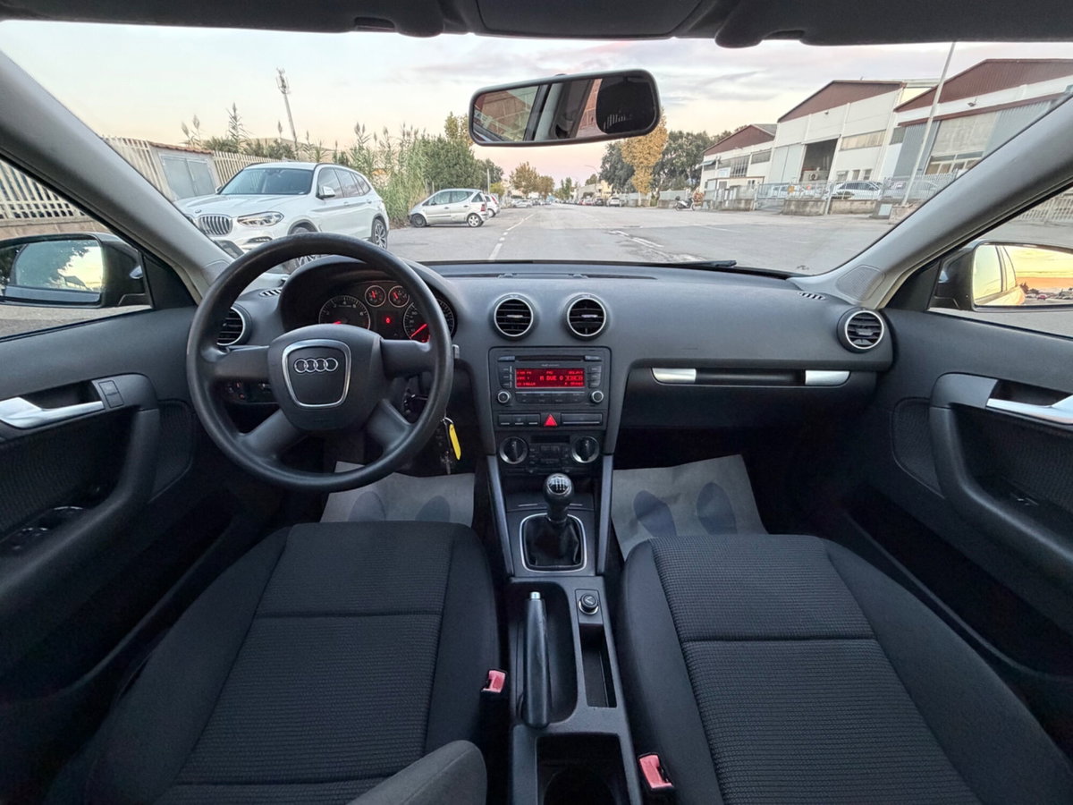 Audi A3 Sportback 1.6 16V FSI Ambition (10)