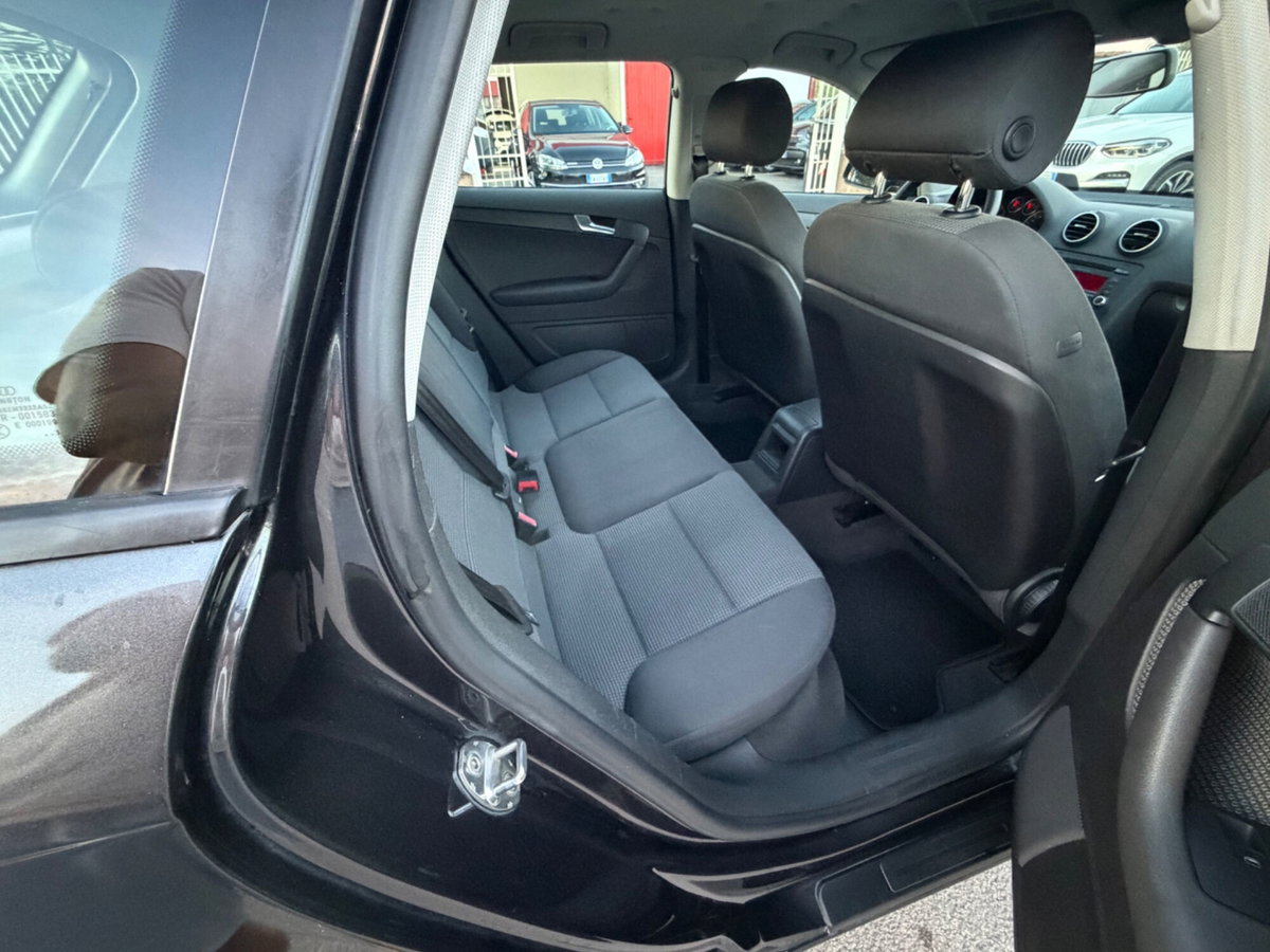 Audi A3 Sportback 1.6 16V FSI Ambition (13)