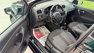 Volkswagen Polo 1.4 TDI 90 CV 5p. Comfortline BlueMotion Technology (10)