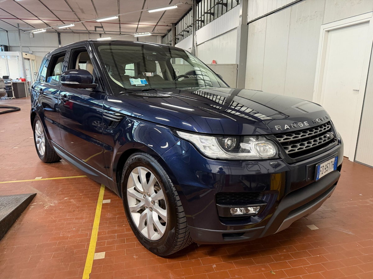 Land Rover Range Rover Sport 3.0 TDV6 HSE (2)