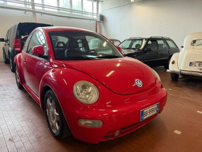Volkswagen New Beetle 2.0 usata