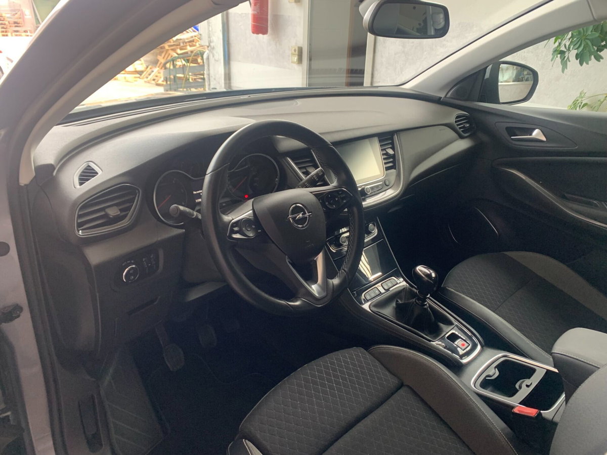 Opel Grandland X 1.6 diesel Ecotec Start&Stop Ultimate (4)
