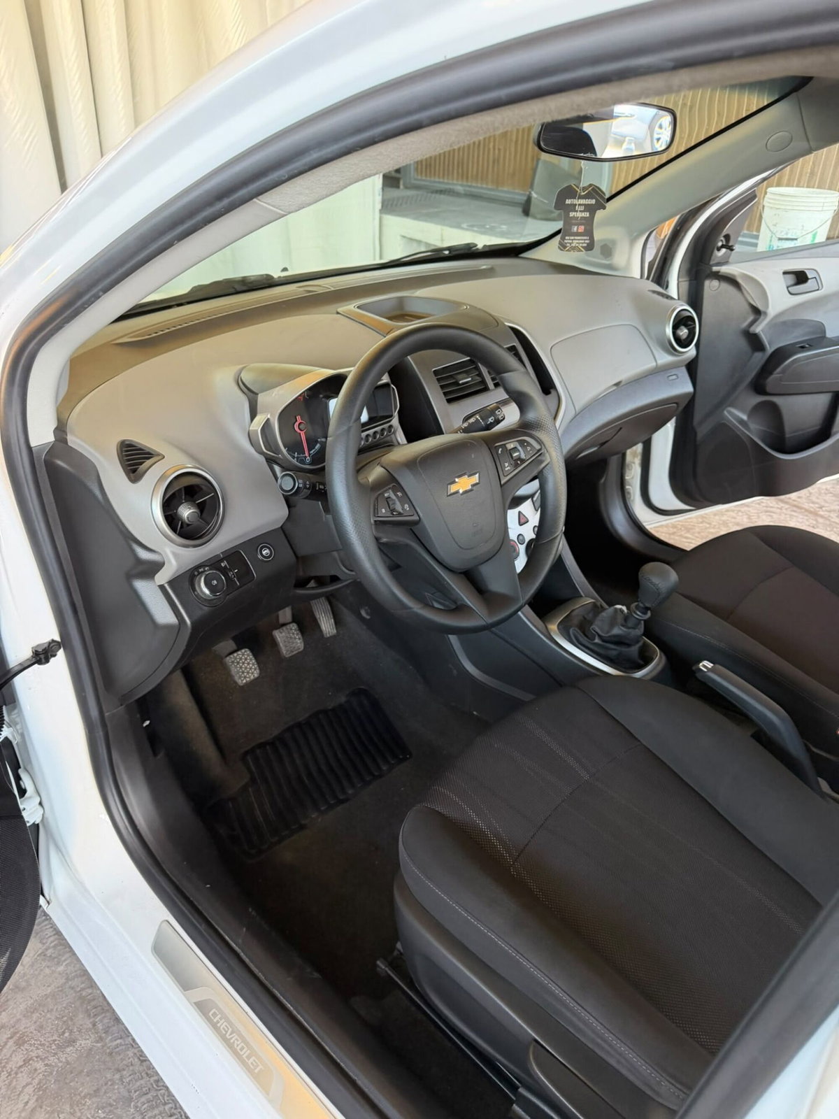 Chevrolet Aveo 1.2 86CV 5 porte LT (13)