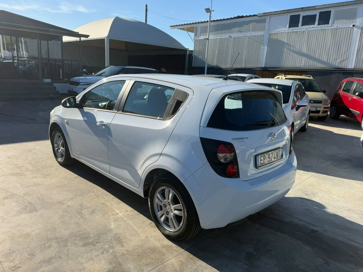 Chevrolet Aveo 1.2 86CV 5 porte LT (6)