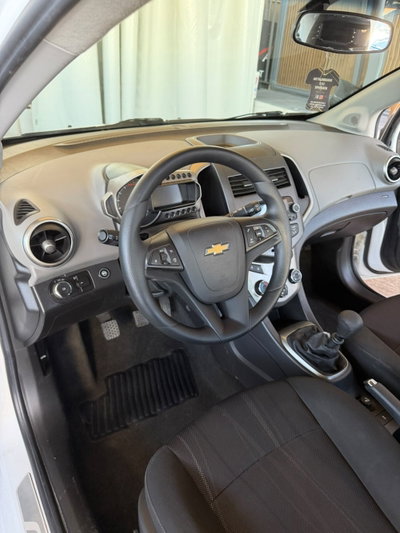 Chevrolet Aveo 1.2 86CV 5 porte LT (8)