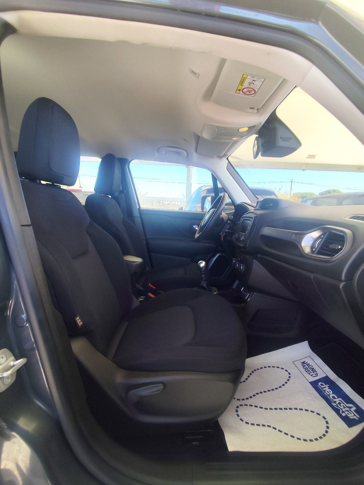 Jeep Renegade 1.6 Mjt 130 CV Longitude (14)