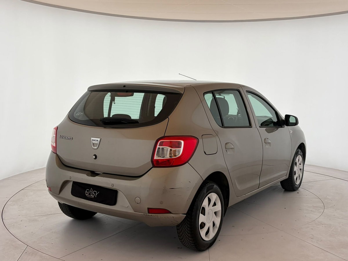Dacia Sandero 1.2 75CV Ambiance (4)