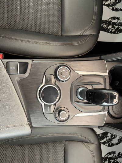 Alfa Romeo Stelvio Stelvio 2.2 Turbodiesel 210 CV AT8 Q4 Business (15)