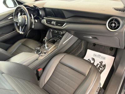 Alfa Romeo Stelvio Stelvio 2.2 Turbodiesel 210 CV AT8 Q4 Business (18)