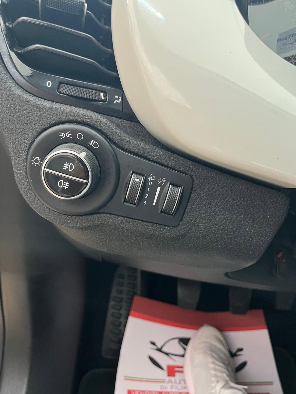 Fiat 500X 1.6 MultiJet 120 CV Lounge (18)