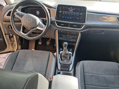 Volkswagen T-Roc 1.0 TSI Style (4)