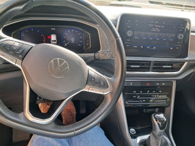 Volkswagen T-Roc 1.0 TSI Style (6)