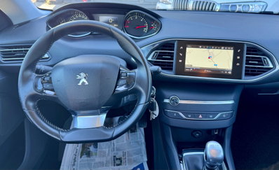 Peugeot 308 SW BlueHDi 130 S&S EAT8 Tech Edition (17)