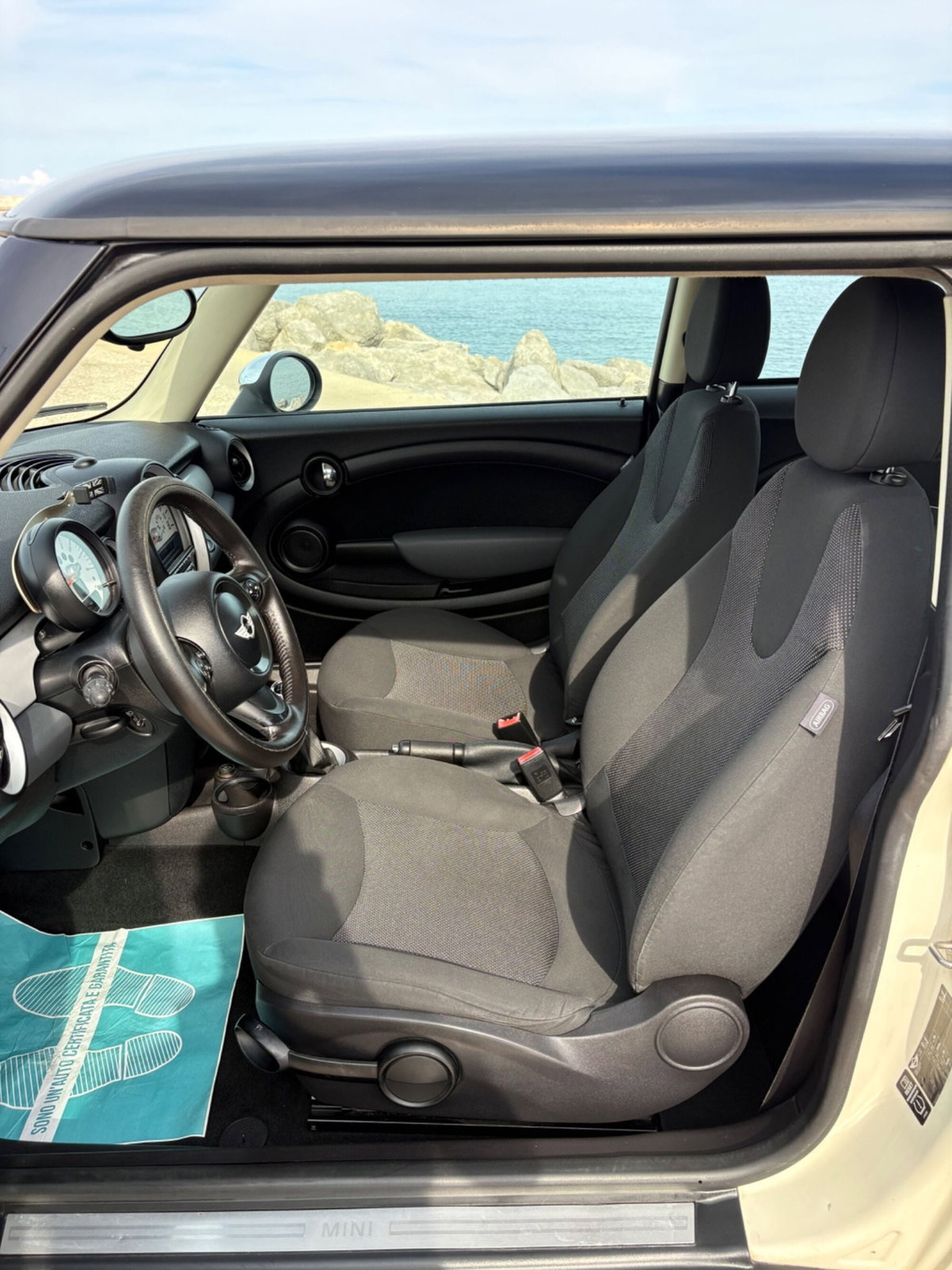 MINI Mini 1.6 16V One (55kW) (11)