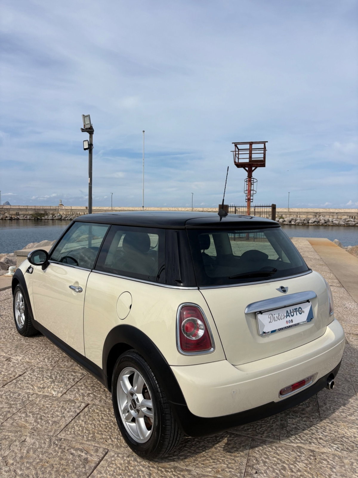 MINI Mini 1.6 16V One (55kW) (5)