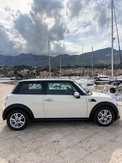 MINI Mini 1.6 16V One (55kW) (8)