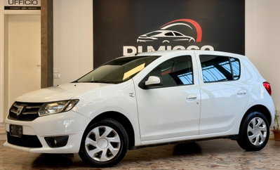 Dacia Sandero 1.2 75CV Lauréate usata