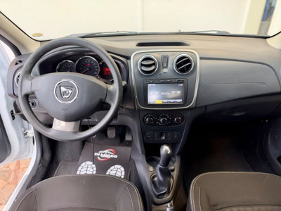 Dacia Sandero 1.2 75CV Lauréate (12)