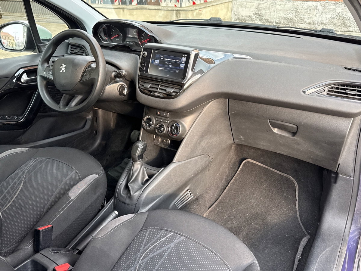 Peugeot 208 VTi 95 CV 3p. GPL Allure (11)