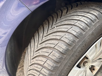 Peugeot 208 VTi 95 CV 3p. GPL Allure (16)